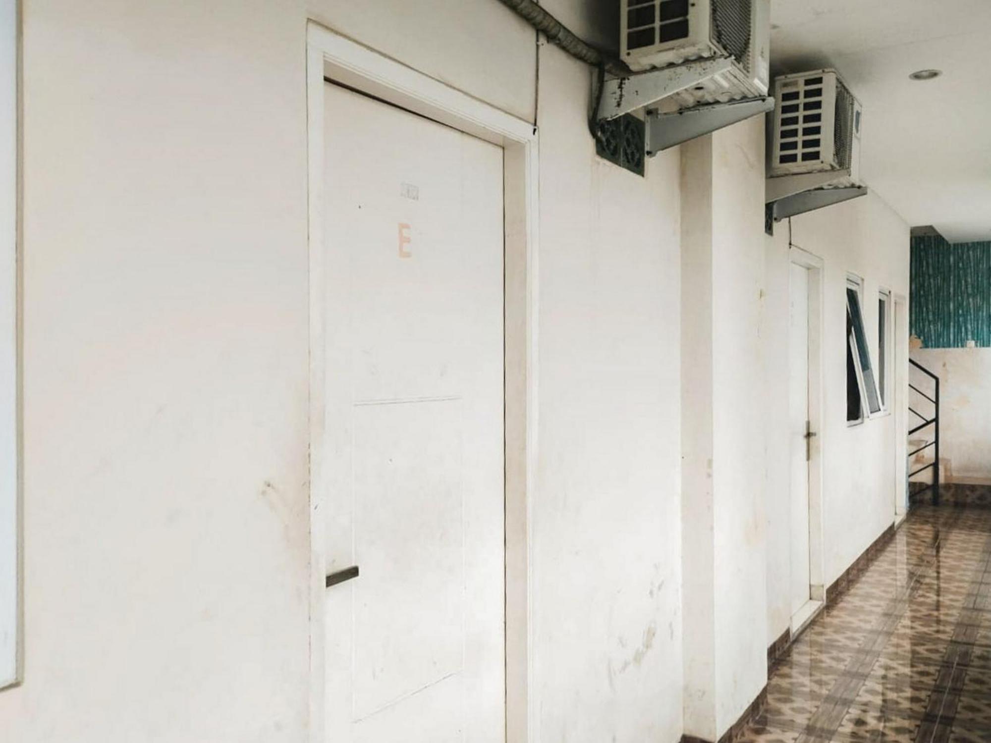 Reddoorz At Jalan Diponegoro Bandar Lampung Hotell Exteriör bild