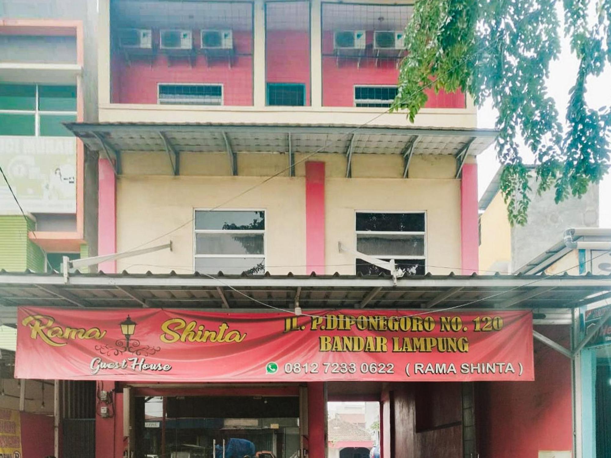 Reddoorz At Jalan Diponegoro Bandar Lampung Hotell Exteriör bild